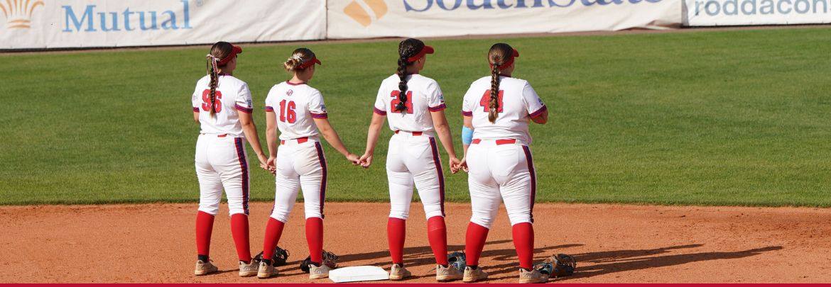 4 players backs